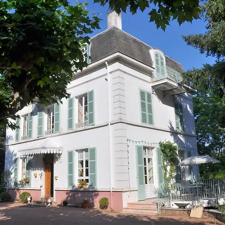 住宿加早餐酒店 宅第花园住宿加早餐旅馆 塔拉尔